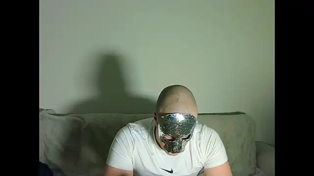 Snapshot of Telenok chatting on March 2, 10:38 pm Telenok online show from March 2, 10:38 pm