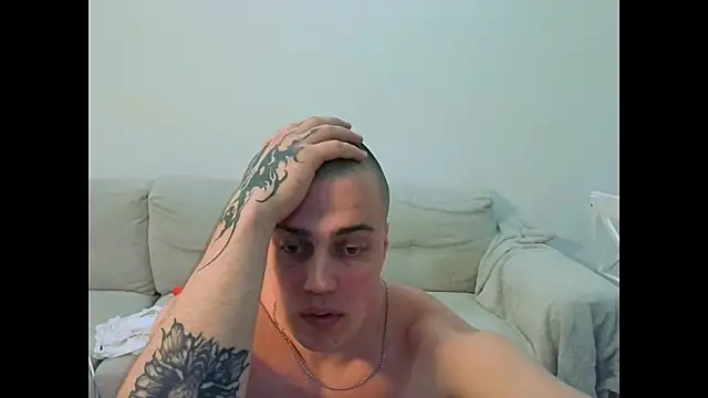 Snapshot of Telenok chatting on March 5, 9:11 pm Telenok online show from March 5, 9:11 pm