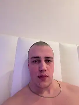 Snapshot of Telenok chatting on March 25, 9:43 pm Telenok online show from March 25, 9:43 pm