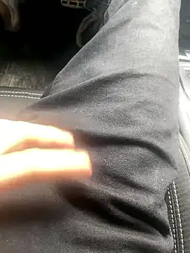 fenasixx online show from February 13, 9:27 am