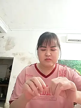 Kee-kimlee online show from May 15, 2:29 am
