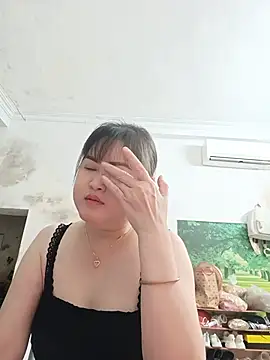 Kee-kimlee online show from July 8, 10:25 pm