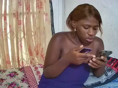 BlackBeauty2002 online show from February 16, 8:21 am