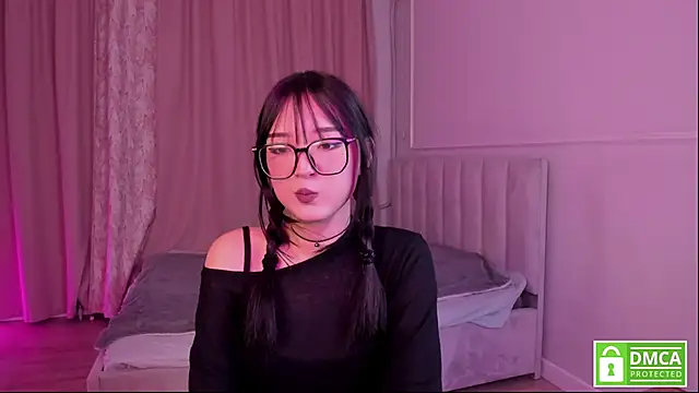 Snapshot of ariyastar chatting on March 8, 2:10 pm ariyastar online show from March 8, 2:10 pm