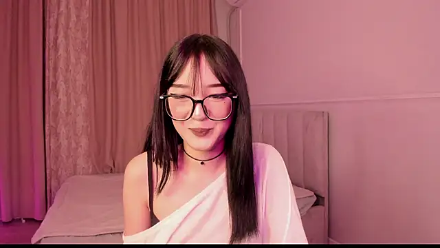 Snapshot of ariyastar chatting on March 18, 3:04 pm ariyastar online show from March 18, 3:04 pm