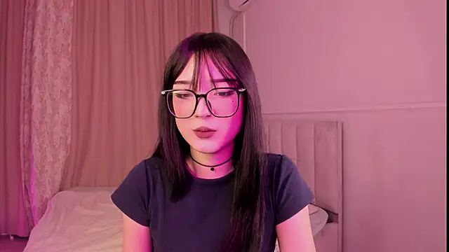 Snapshot of ariyastar chatting on March 19, 3:49 pm ariyastar online show from March 19, 3:49 pm