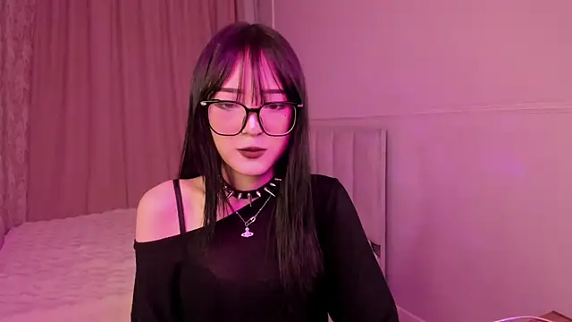 Snapshot of ariyastar chatting on April 5, 4:26 pm ariyastar online show from April 5, 4:26 pm