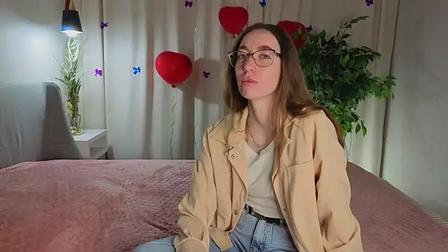 BuenaKaawa online show from February 14, 1:02 am