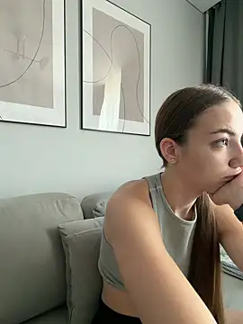  Patricia P online show from July 4, 4:29 am