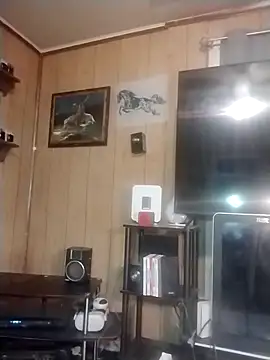 Snapshot of Nmbv1111 chatting on February 12, 10:10 am Nmbv1111 online show from February 12, 10:10 am