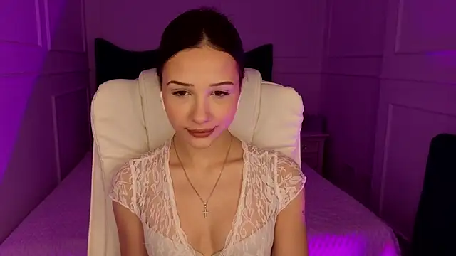 baby brunettee  online show from March 22, 3:15 pm