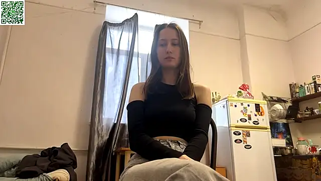 Snapshot of VickieKush chatting on April 10, 4:06 am VickieKush online show from April 10, 4:06 am