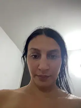 leolule online show from February 9, 7:29 pm