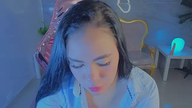 nati06 s online show from March 19, 1:04 pm