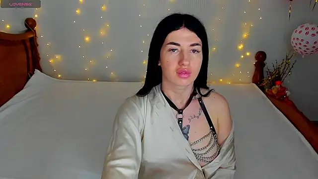 milanasky5 online show from March 15, 7:20 pm