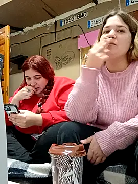 Snapshot of Dulcexpecado chatting on March 6, 8:05 pm Dulcexpecado online show from March 6, 8:05 pm