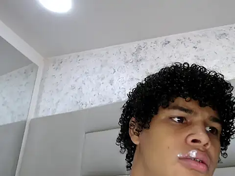 MattyMaxx  online show from February 11, 7:30 pm