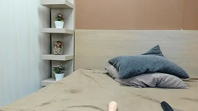 PinkyTwerkyX online show from May 8, 3:56 am