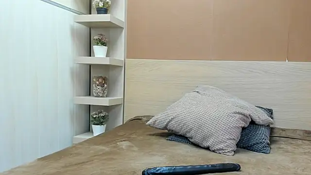 PinkyTwerkyX online show from May 27, 8:22 am