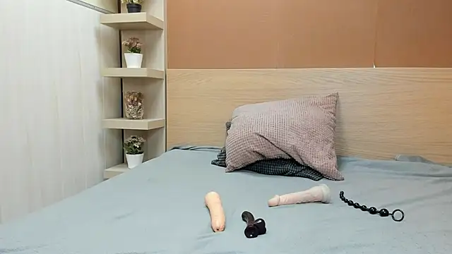 PinkyTwerkyX online show from July 17, 2:13 pm