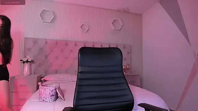 Snapshot of DulcePrince_ chatting on March 11, 4:02 pm DulcePrince online show from March 11, 4:02 pm