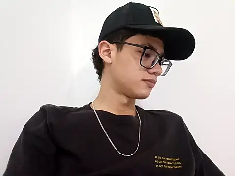 Snapshot of Santi_Princex chatting on February 20, 2:08 am Santi Princex online show from February 20, 2:08 am