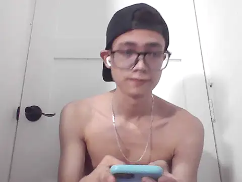 Snapshot of Santi_Princex chatting on February 25, 4:44 am Santi Princex online show from February 25, 4:44 am