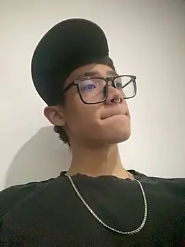 Snapshot of Santi_Princex chatting on February 28, 2:34 am Santi Princex online show from February 28, 2:34 am