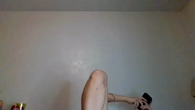 Tallhungandcloudy online show from March 22, 6:17 am