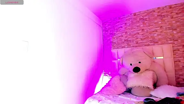 sexy girlts online show from March 11, 6:30 am