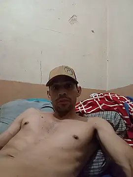 Snapshot of segnini21 chatting on June 3, 2:33 pm segnini21 online show from June 3, 2:33 pm