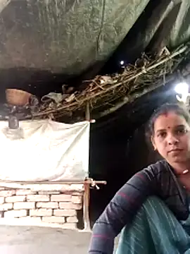 Snapshot of Swarti_sexy chatting on February 14, 3:58 am Swarti sexy online show from February 14, 3:58 am