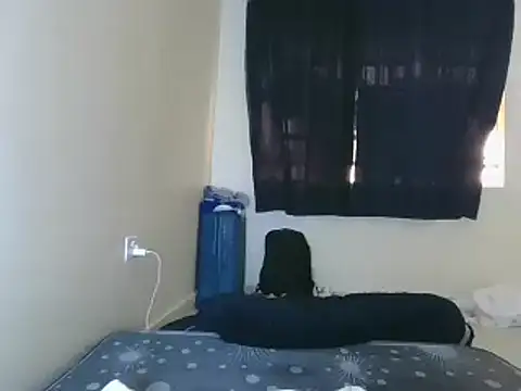 Snapshot of andile1523 chatting on March 16, 5:44 am andile1523 online show from March 16, 5:44 am