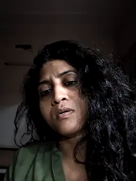 Snapshot of sexysilmy chatting on March 4, 6:36 pm sexysilmy online show from March 4, 6:36 pm