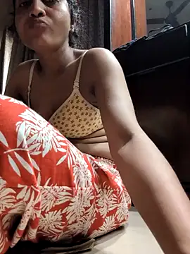 Snapshot of sexysilmy chatting on March 5, 11:17 am sexysilmy online show from March 5, 11:17 am