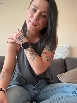 alwayshornyvivi online show from February 13, 11:28 am