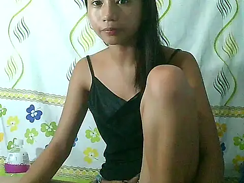 Snapshot of Asianpinay_Skinny1818 chatting on April 22, 9:22 am Asianpinay Skinny1818 online show from April 22, 9:22 am