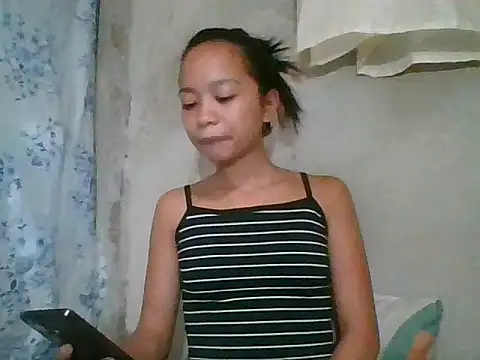 Snapshot of Asianpinay_Skinny1818 chatting on May 16, 10:41 pm Asianpinay Skinny1818 online show from May 16, 10:41 pm