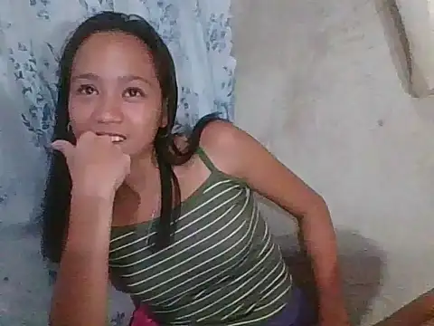 Snapshot of Asianpinay_Skinny1818 chatting on May 19, 9:37 am Asianpinay Skinny1818 online show from May 19, 9:37 am