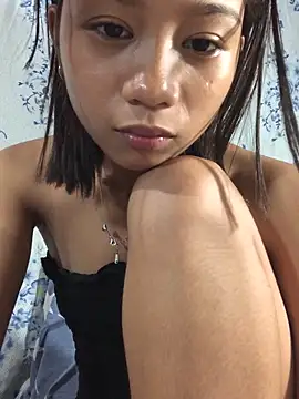 Snapshot of Asianpinay_Skinny1818 chatting on June 11, 2:53 am Asianpinay Skinny1818 online show from June 11, 2:53 am