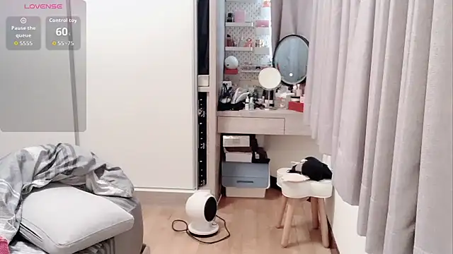 Snapshot of tw_yaya520 chatting on March 21, 2:16 am tw yaya520 online show from March 21, 2:16 am