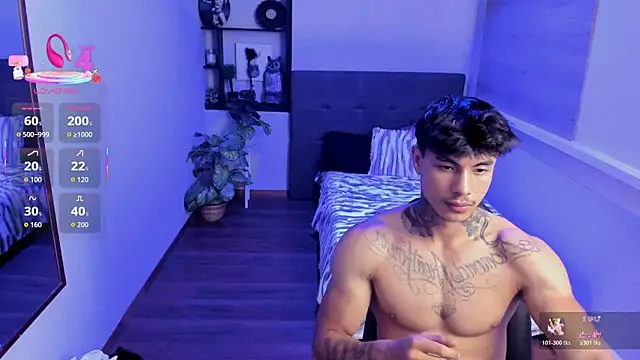 IanWest  online show from July 14, 8:36 pm