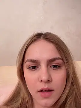 lillit vivit online show from February 19, 11:17 am