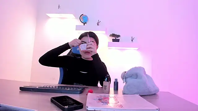 SamanthaVelvettAss online show from March 27, 1:00 pm