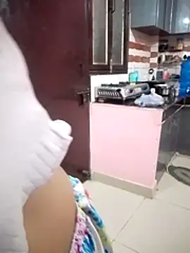 Anaya000 online show from March 23, 1:15 pm