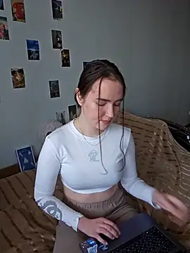 RedginBluebersky online show from March 11, 8:09 am