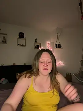 Maryjane-Spidermann online show from March 13, 7:09 pm