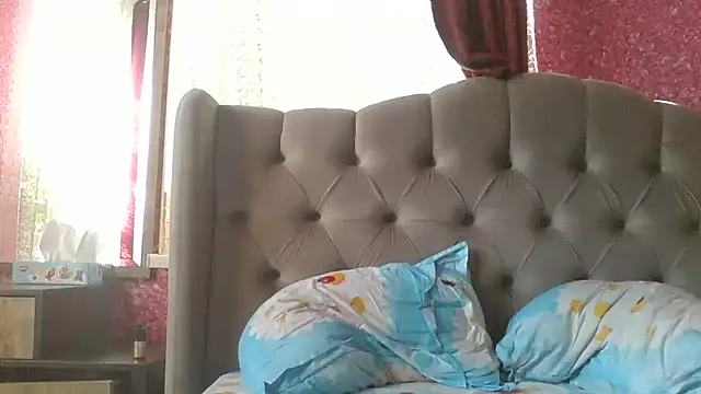 Shailadiess online show from March 9, 7:01 am