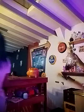 Snapshot of Kitty_House2 chatting on February 13, 11:56 pm Kitty House2 online show from February 13, 11:56 pm