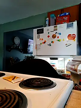 Watch-or-join online show from February 10, 8:57 pm